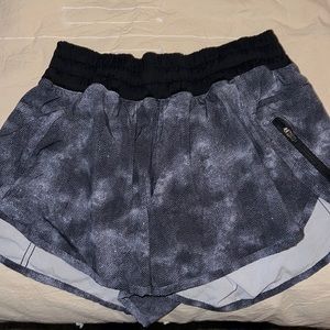 Lululemon tracker shorts!